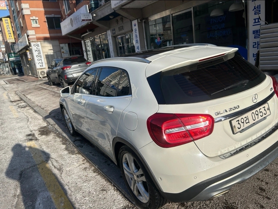 벤츠 GLA클래스 200 CDI 4매틱 15년식 14.8만km · 디젤(경유)